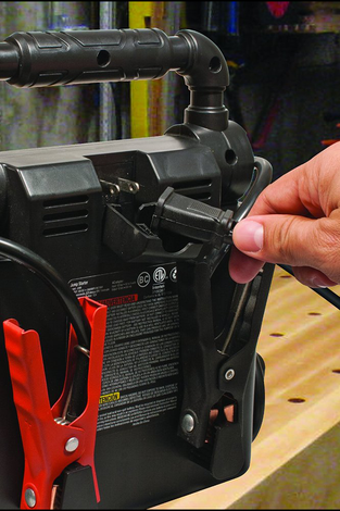 Stanley J5C09 1000 Peak Amp Jump Starter