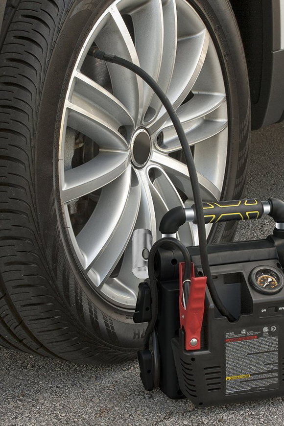 Stanley J5C09 1000 Peak Amp Jump Starter